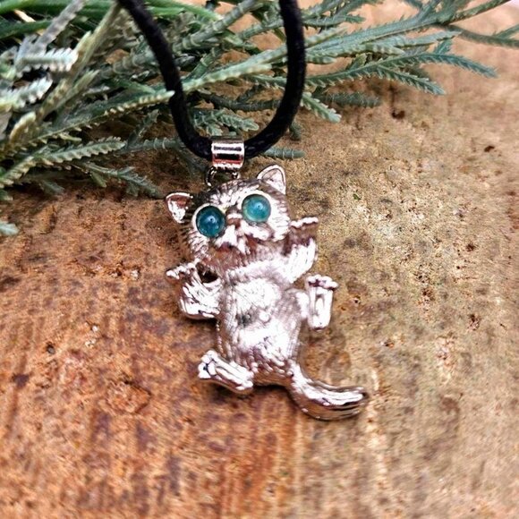 Cute Nature Green Tourmaline Sneaky Cat Pendant Necklace. Price includes both pe - Picture 6 of 10